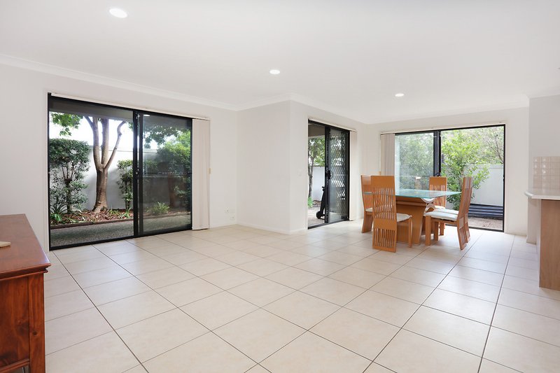 Photo - 11/1 Pine Valley Drive, Robina QLD 4226 - Image 3