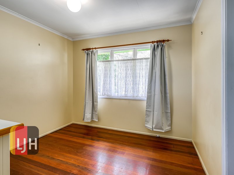 Photo - 111 Pullen Road, Everton Park QLD 4053 - Image 4