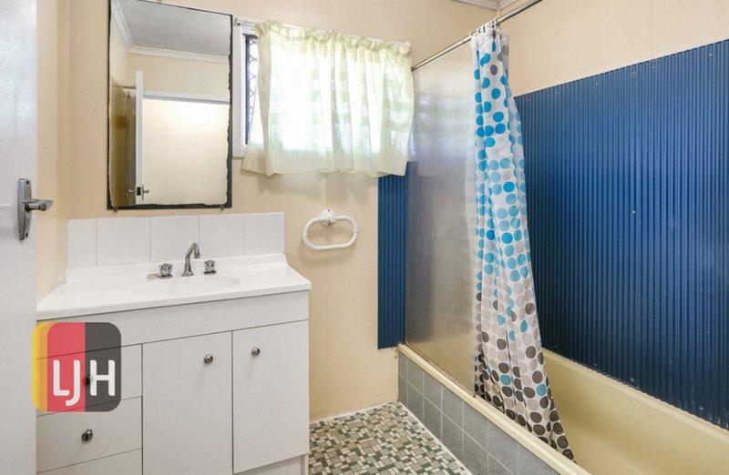 Photo - 111 Pullen Road, Everton Park QLD 4053 - Image 7