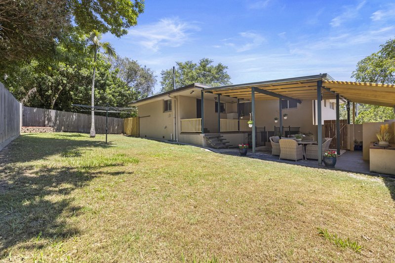 Photo - 111 Queens Court Road, Alexandra Hills QLD 4161 - Image 9