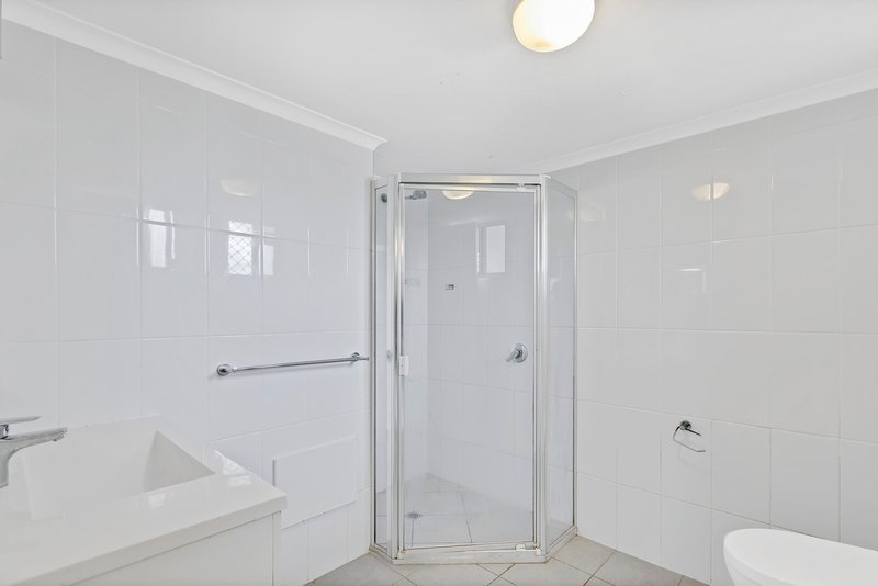 Photo - 1/11 Quondong Street, Mooloolaba QLD 4557 - Image 9