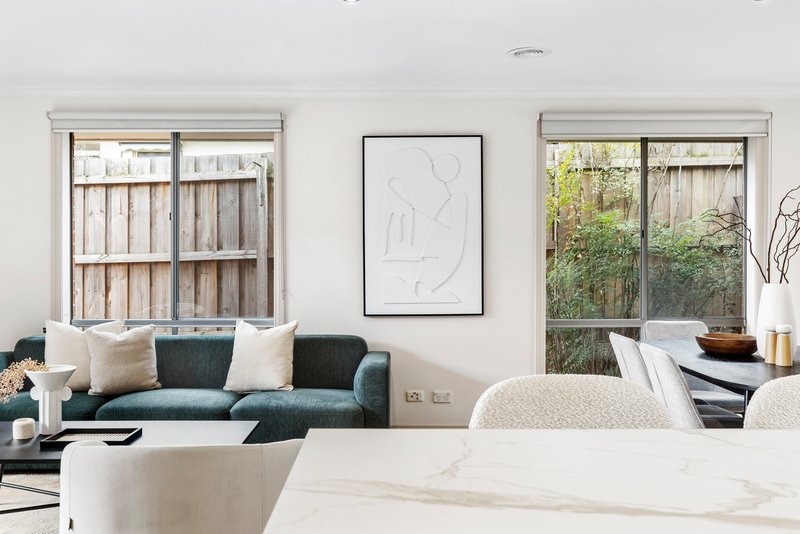 Photo - 1/11 Richards Avenue, Watsonia VIC 3087 - Image 9