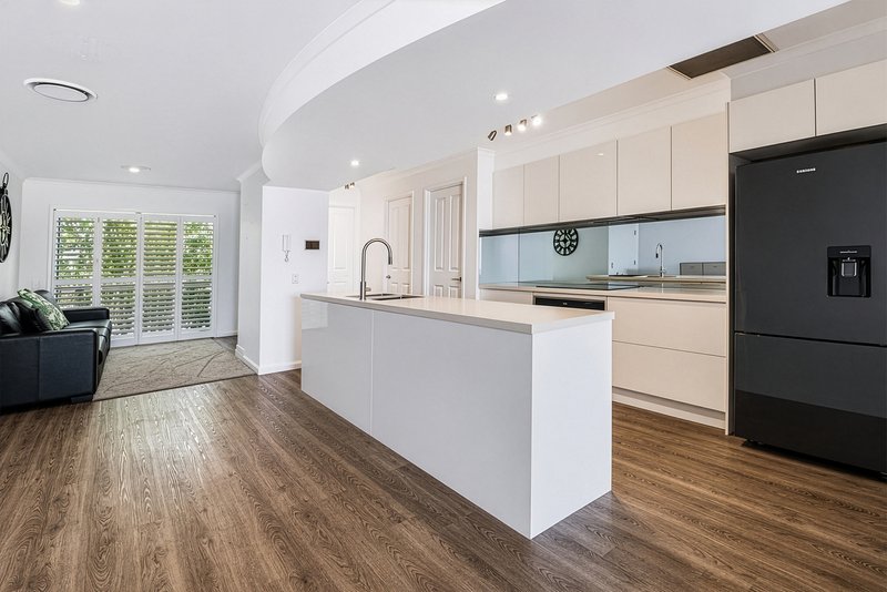 Photo - 11/1 Riverwalk Avenue, Robina QLD 4226 - Image 2