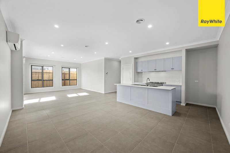 Photo - 111 Saint Arnaud Road, Eynesbury VIC 3338 - Image 3