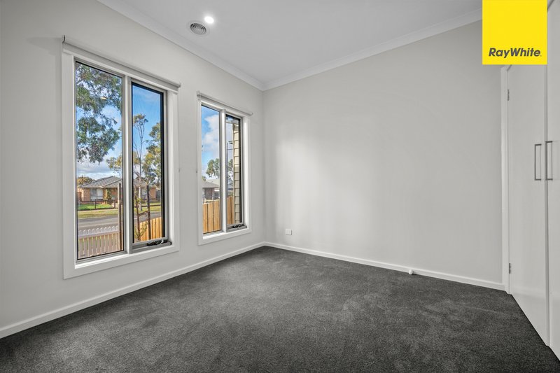 Photo - 111 Saint Arnaud Road, Eynesbury VIC 3338 - Image 8