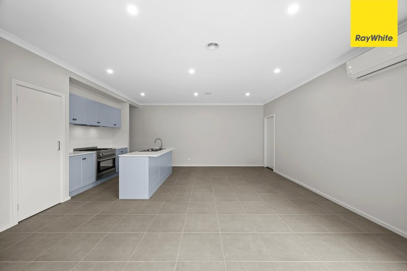 Photo - 111 Saint Arnaud Road, Eynesbury VIC 3338 - Image 11