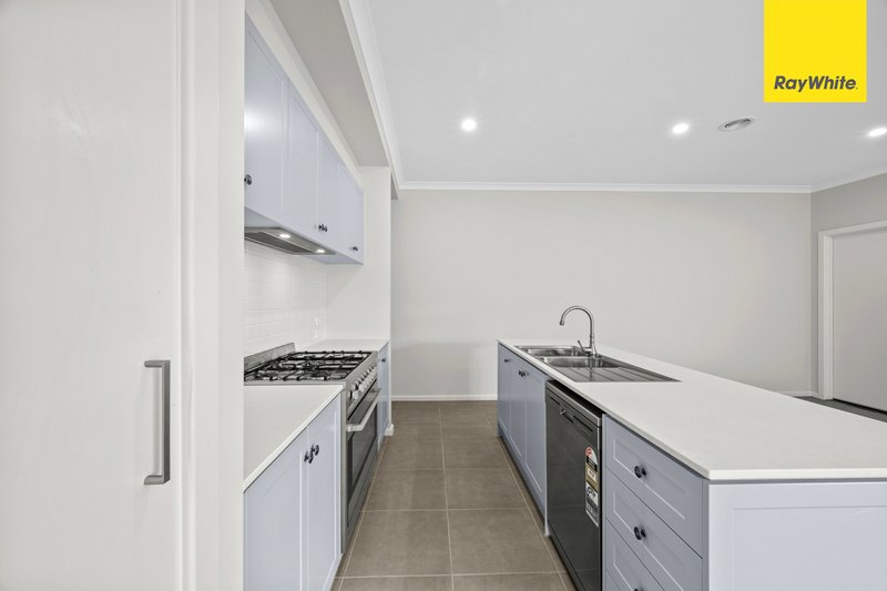 Photo - 111 Saint Arnaud Road, Eynesbury VIC 3338 - Image 12