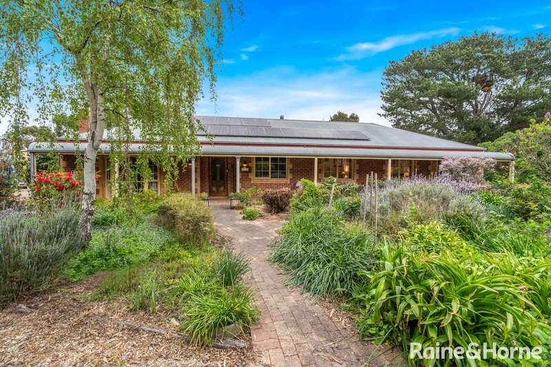 111 Sandy Creek Road, Riddells Creek VIC 3431