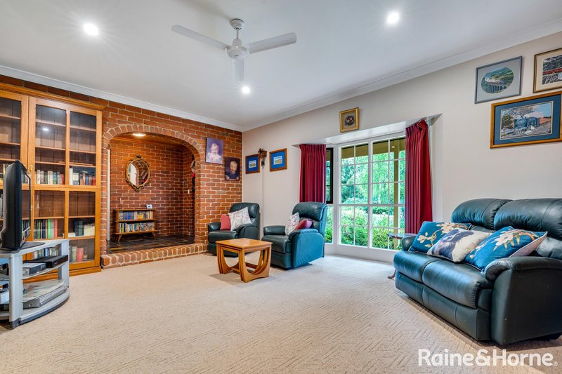 Photo - 111 Sandy Creek Road, Riddells Creek VIC 3431 - Image 8