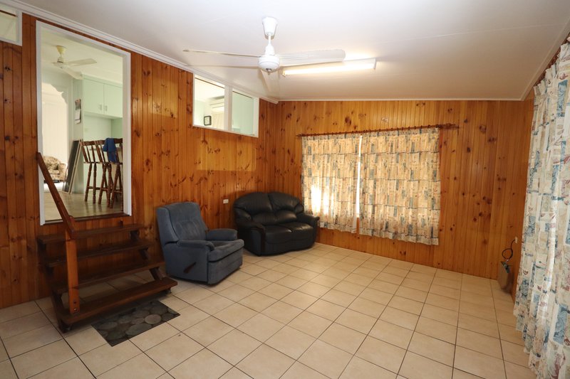 Photo - 111 Seventh Avenue, Home Hill QLD 4806 - Image 9