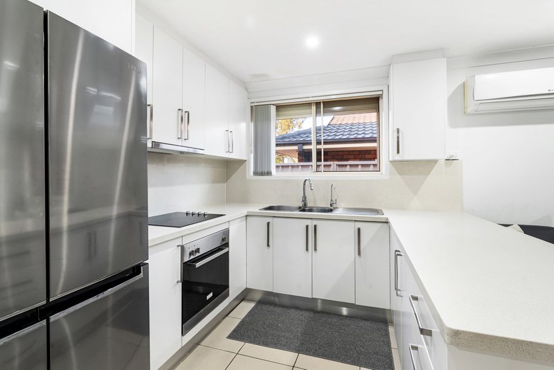 Photo - 1/11 Shearwater Road, Hinchinbrook NSW 2168 - Image 6