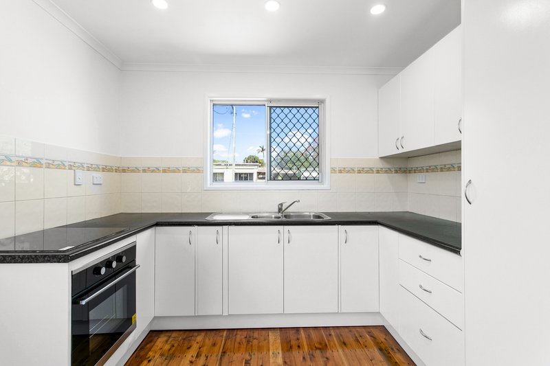 Photo - 111 Spring Street, Deception Bay QLD 4508 - Image 3