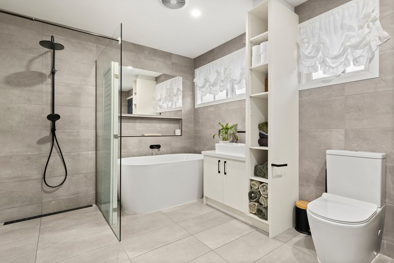 Photo - 111 Stuart Road, Tyabb VIC 3913 - Image 4