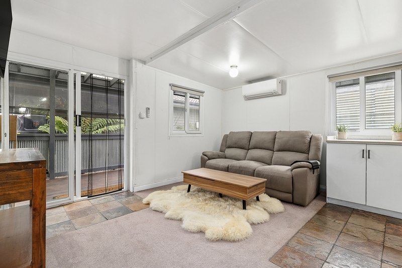 Photo - 111 Stuart Road, Tyabb VIC 3913 - Image 6