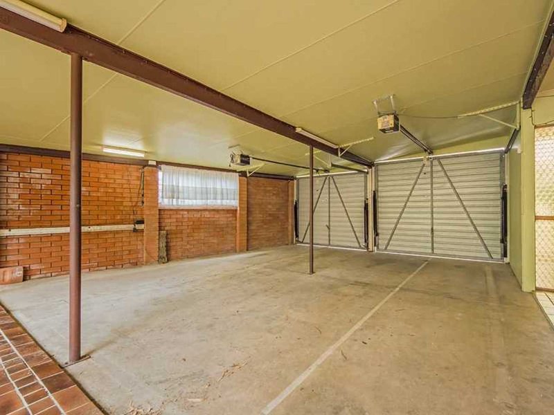 Photo - 1/11 Tabilban Street, Burleigh Heads QLD 4220 - Image 6