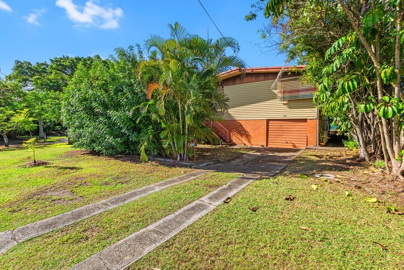 Photo - 111 Tamblyn Road, Salisbury QLD 4107 - Image 3