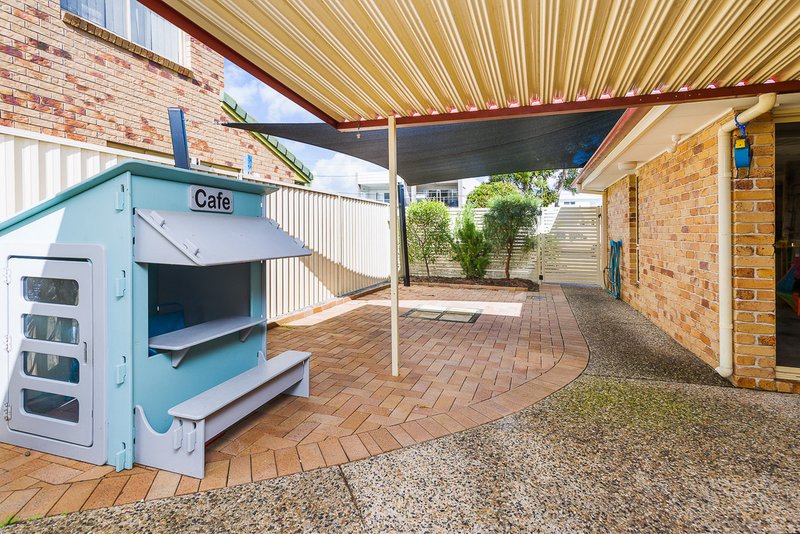 Photo - 1/11 Teal Avenue, Paradise Point QLD 4216 - Image 10