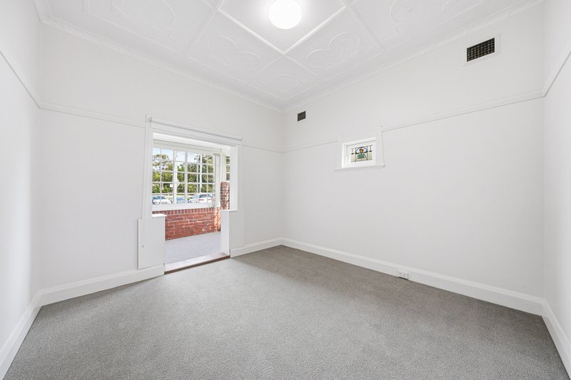 Photo - 1/11 Wingate Avenue, Eastwood NSW 2122 - Image 3