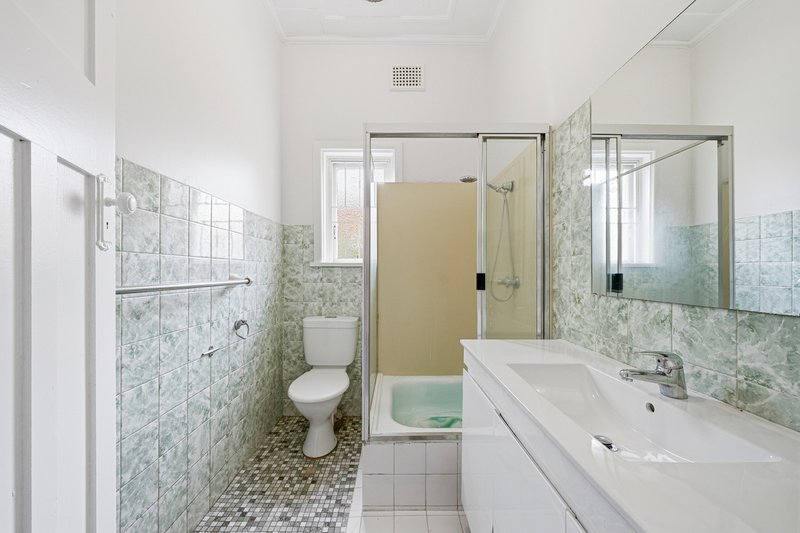 Photo - 1/11 Wingate Avenue, Eastwood NSW 2122 - Image 6