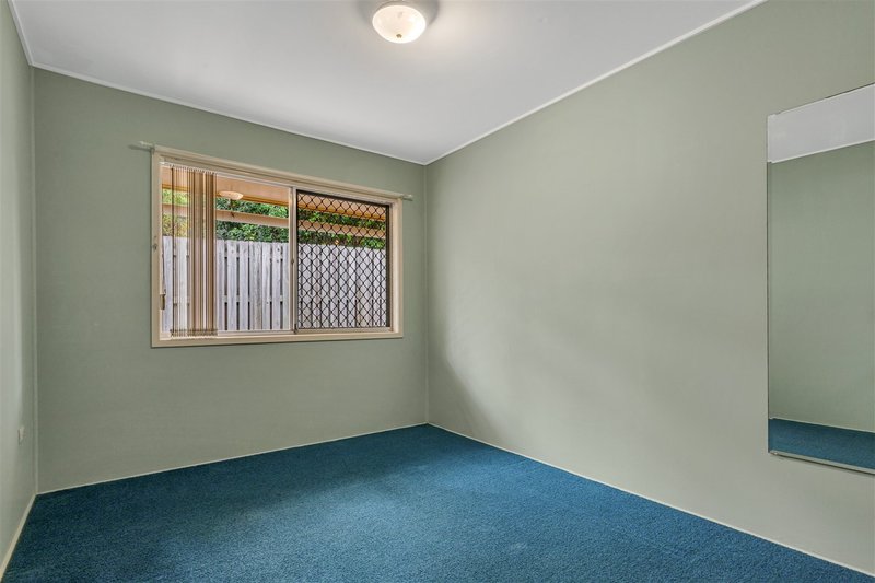 Photo - 111 Wynnum North Road, Wynnum QLD 4178 - Image 9