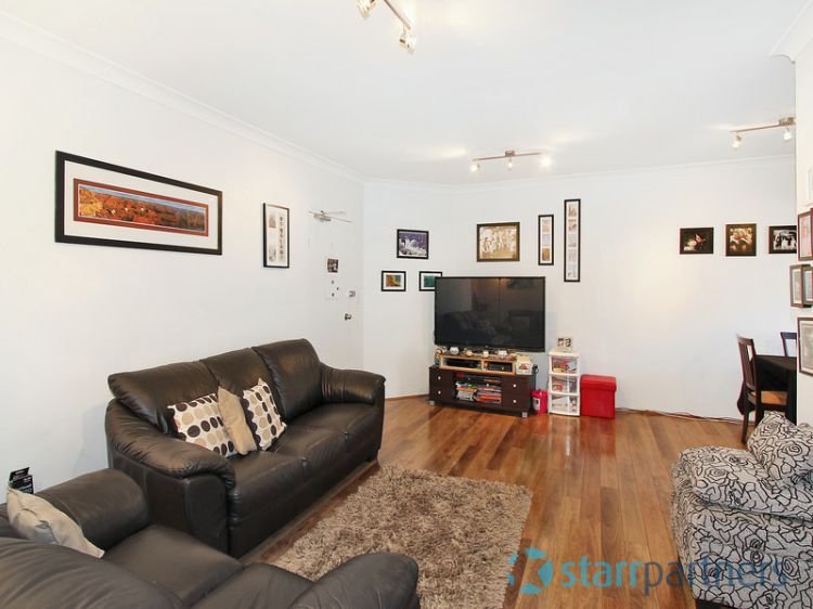 Photo - 11/10-14 Arthur Street, Merrylands NSW 2160 - Image 4