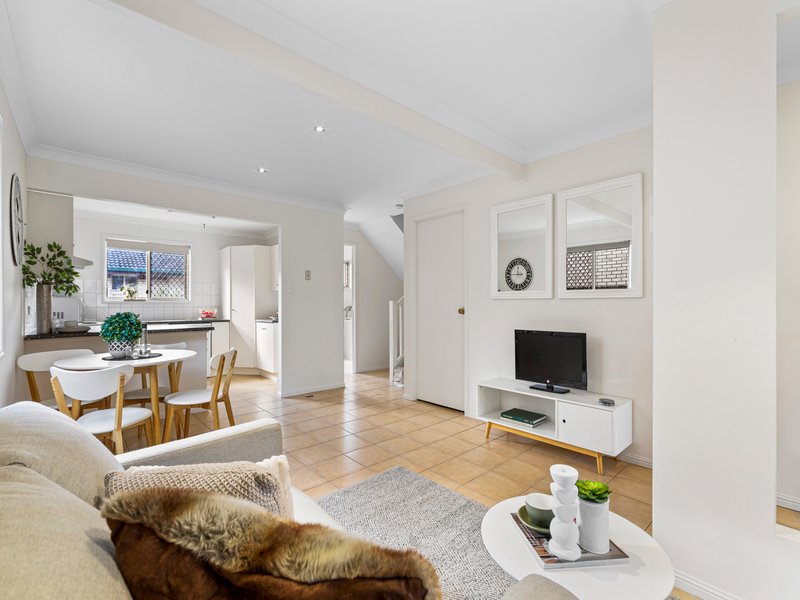 Photo - 11/10 Diamond Street, Slacks Creek QLD 4127 - Image 7