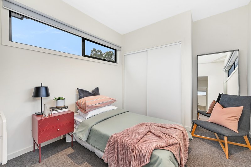 Photo - 1/110 Earlsfield Drive, Berwick VIC 3806 - Image 12