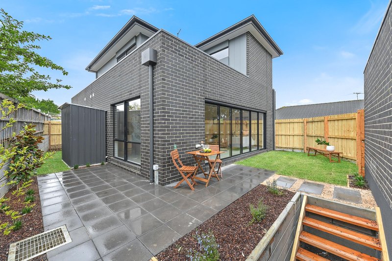 Photo - 1/110 Earlsfield Drive, Berwick VIC 3806 - Image 15