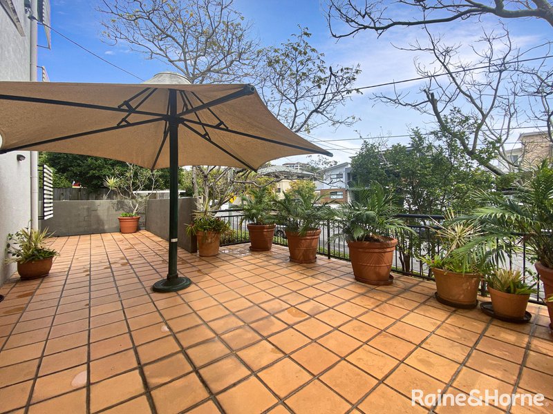 1/110 Indooroopilly Road, Taringa QLD 4068