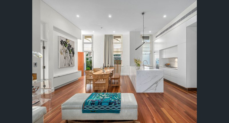 Photo - 1/110 Main Street, Kangaroo Point QLD 4169 - Image 9