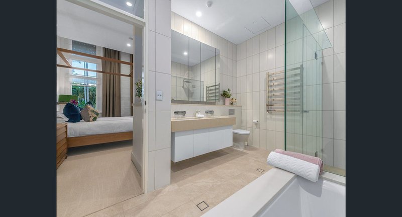 Photo - 1/110 Main Street, Kangaroo Point QLD 4169 - Image 11