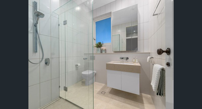 Photo - 1/110 Main Street, Kangaroo Point QLD 4169 - Image 14