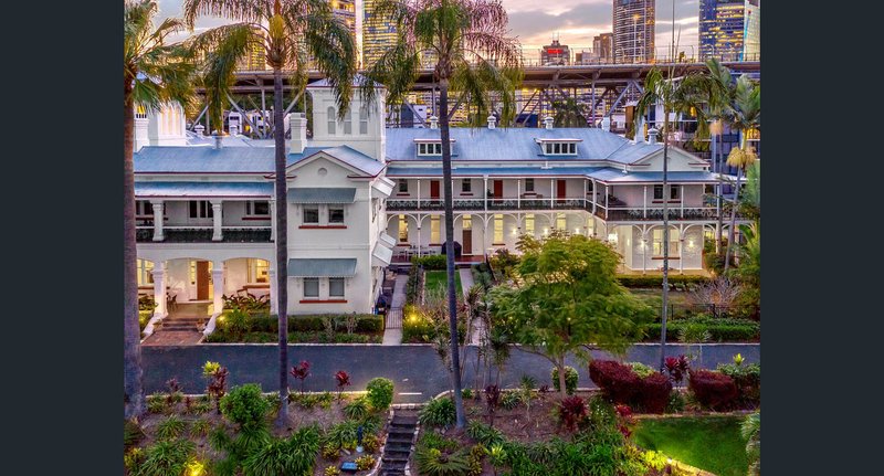 Photo - 1/110 Main Street, Kangaroo Point QLD 4169 - Image 25