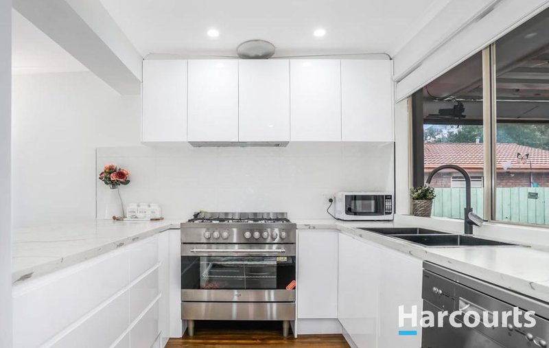 Photo - 1/110 Monahans Road, Cranbourne VIC 3977 - Image 5