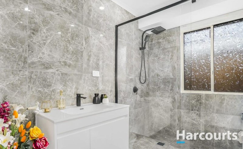 Photo - 1/110 Monahans Road, Cranbourne VIC 3977 - Image 8