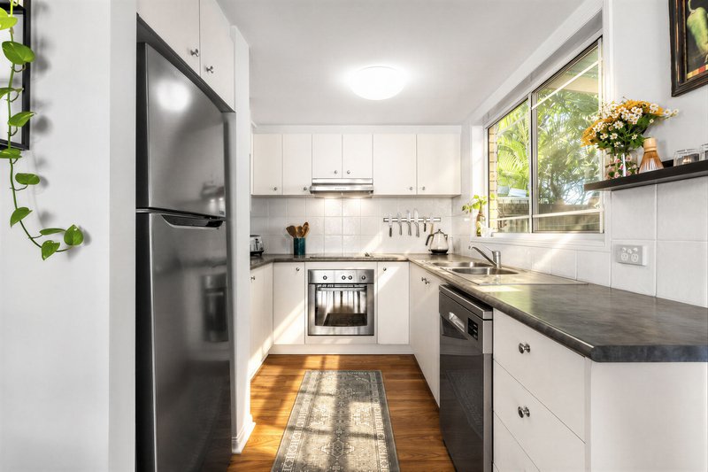 Photo - 11/10 Stanton Road, Tingalpa QLD 4173 - Image 4