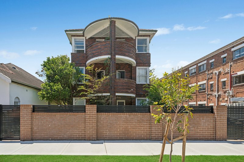 Photo - 11/102 Curlewis Street, Bondi Beach NSW 2026 - Image 5