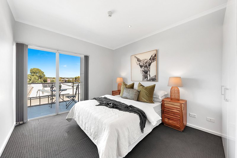 Photo - 11/103 Elder Drive, Mawson Lakes SA 5095 - Image 6