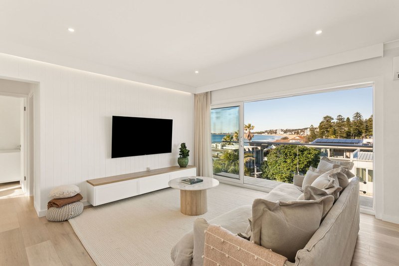Photo - 11/109 Ocean Street, Narrabeen NSW 2101 - Image 2