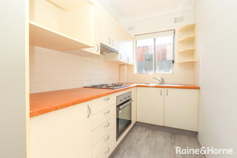Photo - 1/111-115 Lambert Street, Bathurst NSW 2795 - Image 4