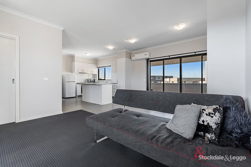 Photo - 111/1-15 Beddison Road, Craigieburn VIC 3064 - Image 6