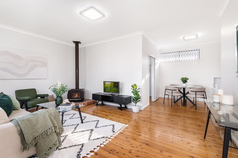 Photo - 11/11-15 Eddystone Road, Bexley NSW 2207 - Image 2