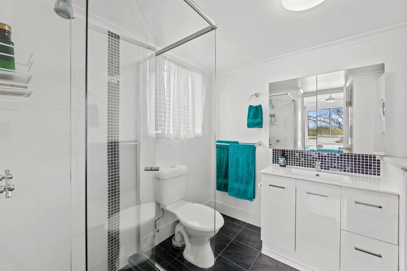 Photo - 11/11-19 Taylor Street, Biggera Waters QLD 4216 - Image 6