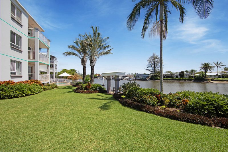 Photo - 11/11-19 Taylor Street, Biggera Waters QLD 4216 - Image 9