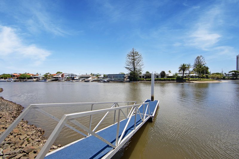 Photo - 11/11-19 Taylor Street, Biggera Waters QLD 4216 - Image 10