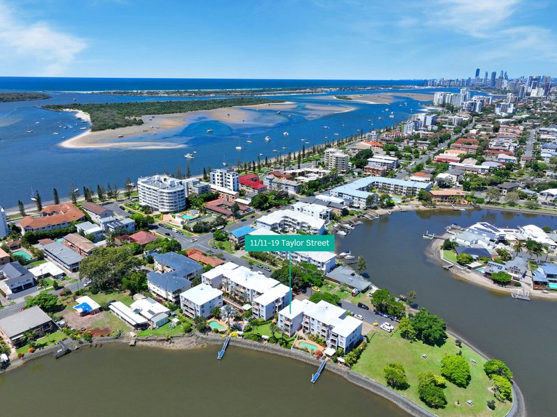 Photo - 11/11-19 Taylor Street, Biggera Waters QLD 4216 - Image 12