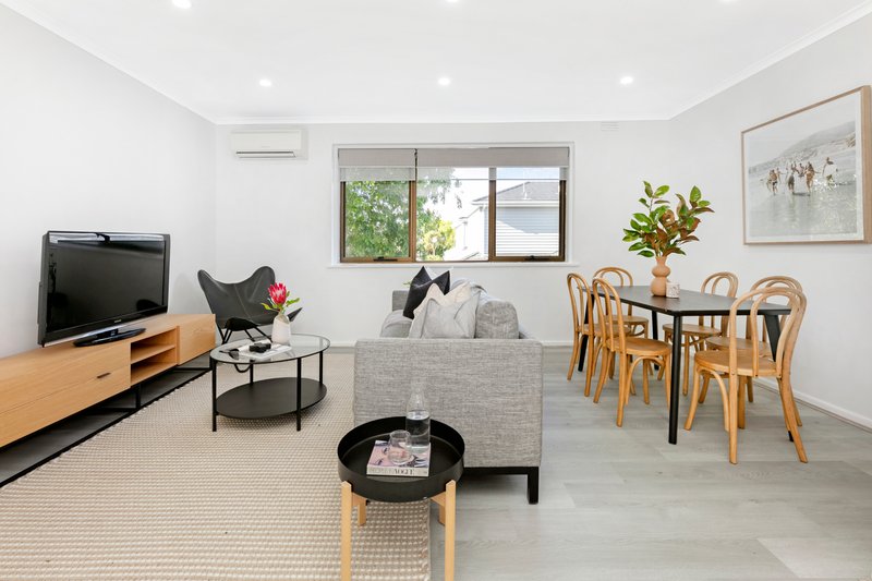 11/11 Brentwood Street, Bentleigh VIC 3204