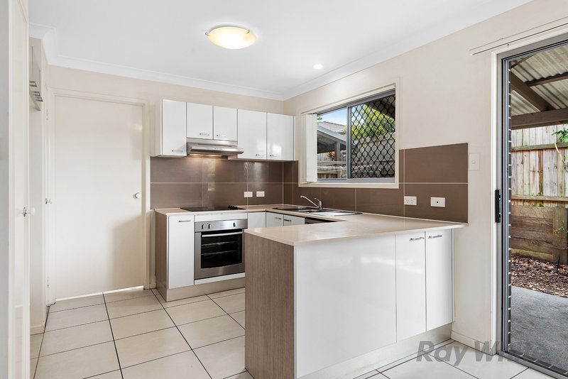 Photo - 11/11 Corella Place, Runcorn QLD 4113 - Image 4