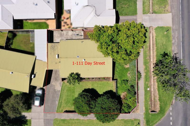 Photo - 1/111 Day Street, Bairnsdale VIC 3875 - Image 2