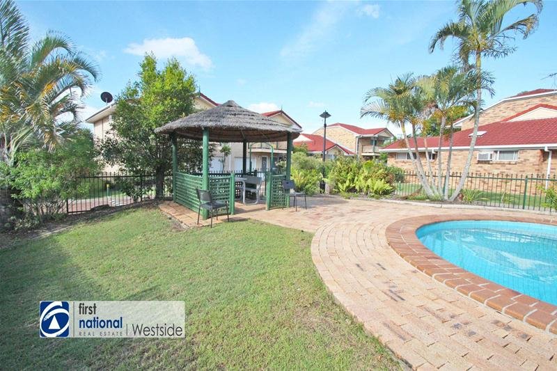 Photo - 11/11 Newtown Street, East Ipswich QLD 4305 - Image 3